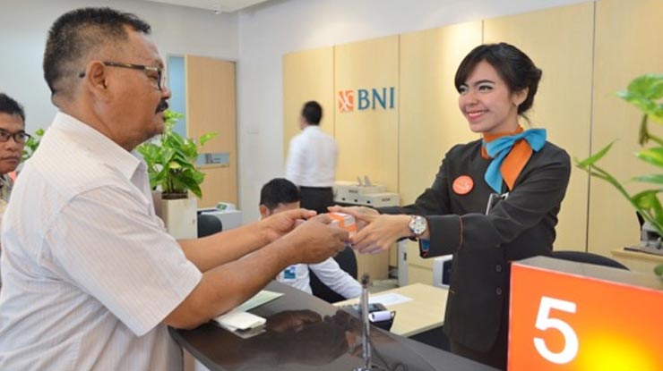 3 Berikan Berkas Persyaratan Top Up Kur Bni